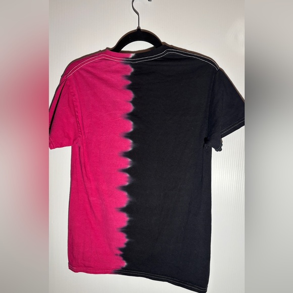 Sanrio My Melody Kuromi Graphic T-Shirt Pink Black Split SM - Picture 4 of 4